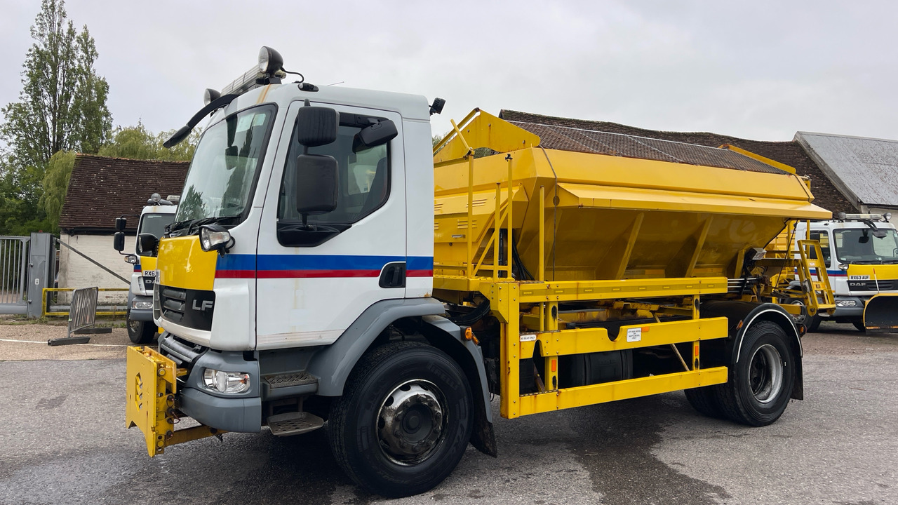 DAF LF 55.220 - Snow removal vehicle: picture 2 DAF LF 55.220 - Snow removal vehicle: picture 2