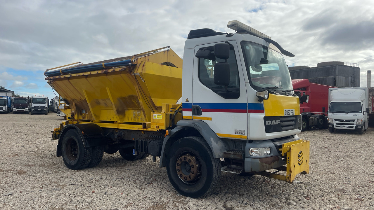 DAF LF 55.220 - Snow removal vehicle: picture 1 DAF LF 55.220 - Snow removal vehicle: picture 1
