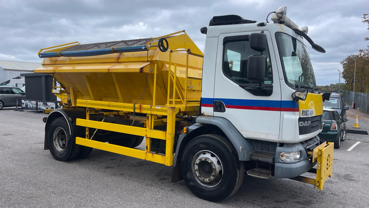 DAF LF 55.220 - Snow removal vehicle: picture 1 DAF LF 55.220 - Snow removal vehicle: picture 1