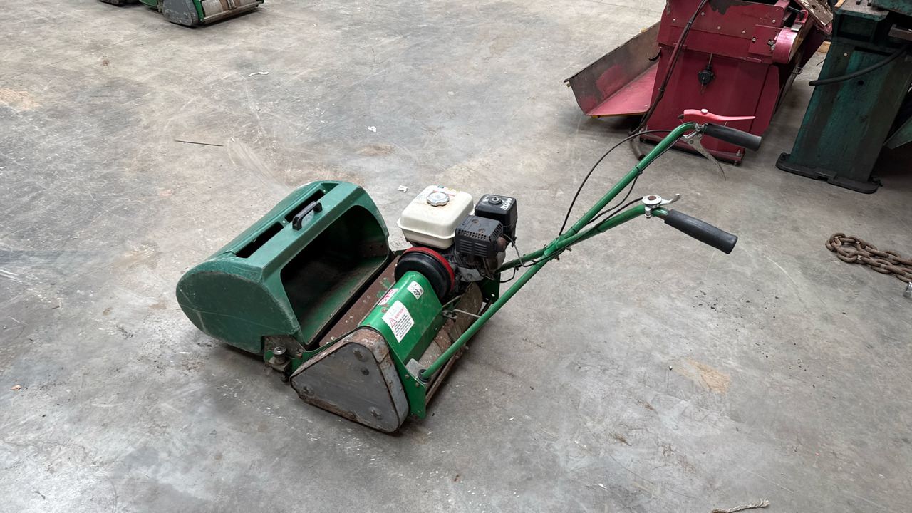 DENNIS FT510 PEDESTRIAN CYLINDER MOWER WITH 9K UNIT AND GRASS BOX - Garden mower: picture 3 DENNIS FT510 PEDESTRIAN CYLINDER MOWER WITH 9K UNIT AND GRASS BOX - Garden mower: picture 3