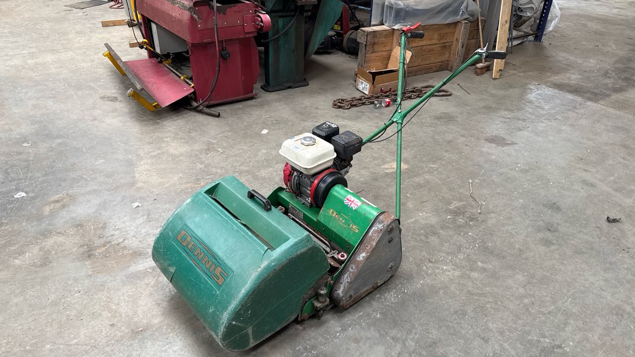 DENNIS FT510 PEDESTRIAN CYLINDER MOWER WITH 9K UNIT AND GRASS BOX - Garden mower: picture 2 DENNIS FT510 PEDESTRIAN CYLINDER MOWER WITH 9K UNIT AND GRASS BOX - Garden mower: picture 2