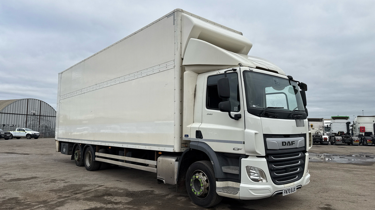 Daf CF 340 - Box truck: picture 1 Daf CF 340 - Box truck: picture 1