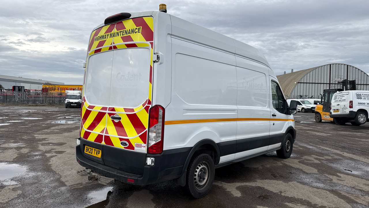 FORD TRANSIT 350 2.0 EcoBlue 130ps - Panel van: picture 4 FORD TRANSIT 350 2.0 EcoBlue 130ps - Panel van: picture 4