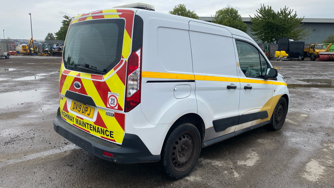 FORD TRANSIT CONNECT 220 1.5 ECOBLUE 120PS - Small van: picture 4 FORD TRANSIT CONNECT 220 1.5 ECOBLUE 120PS - Small van: picture 4