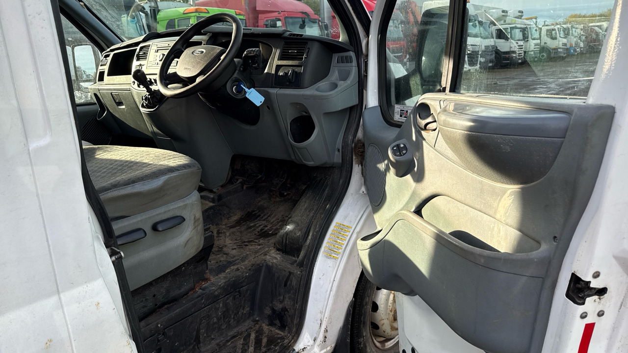 FORD TRANSIT T350 TDCi 100ps - Tipper van: picture 5 FORD TRANSIT T350 TDCi 100ps - Tipper van: picture 5