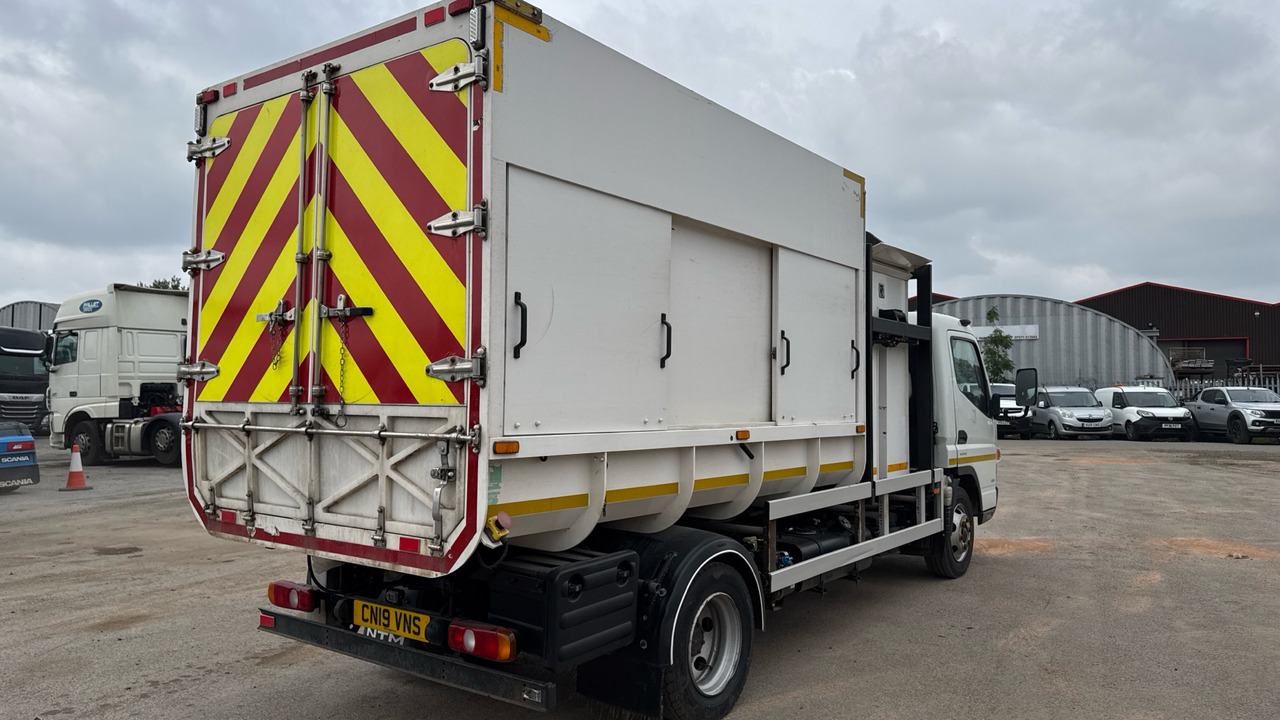 FUSO CANTER 7C15 - Garbage truck: picture 4 FUSO CANTER 7C15 - Garbage truck: picture 4