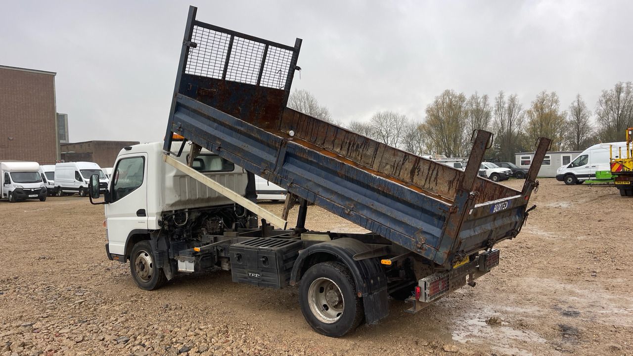 FUSO CANTER 7C15 - Tipper: picture 3 FUSO CANTER 7C15 - Tipper: picture 3