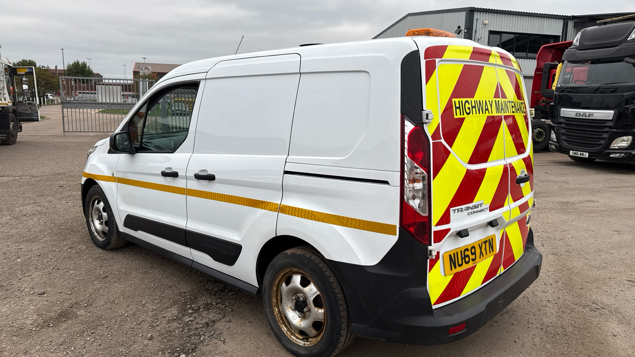 Ford Transit Connect 200 1.5 EcoBlue 75ps - Small van: picture 3 Ford Transit Connect 200 1.5 EcoBlue 75ps - Small van: picture 3