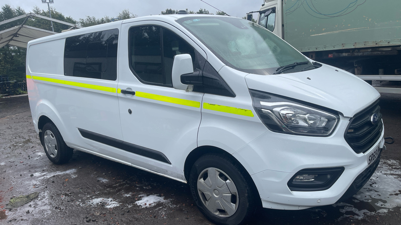 Ford Transit Custom 320 2.0 EcoBlue 130ps Trend - Combi van: picture 1 Ford Transit Custom 320 2.0 EcoBlue 130ps Trend - Combi van: picture 1