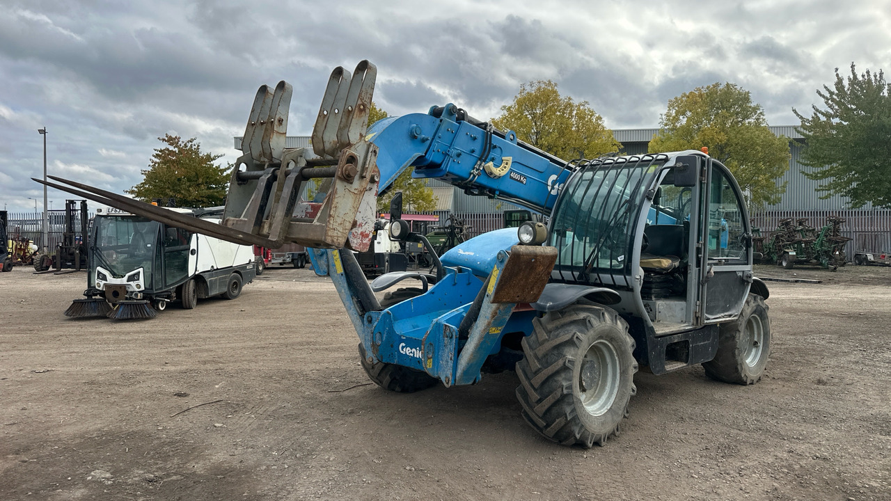 GENIE GTH4013SX - Telescopic handler: picture 2 GENIE GTH4013SX - Telescopic handler: picture 2
