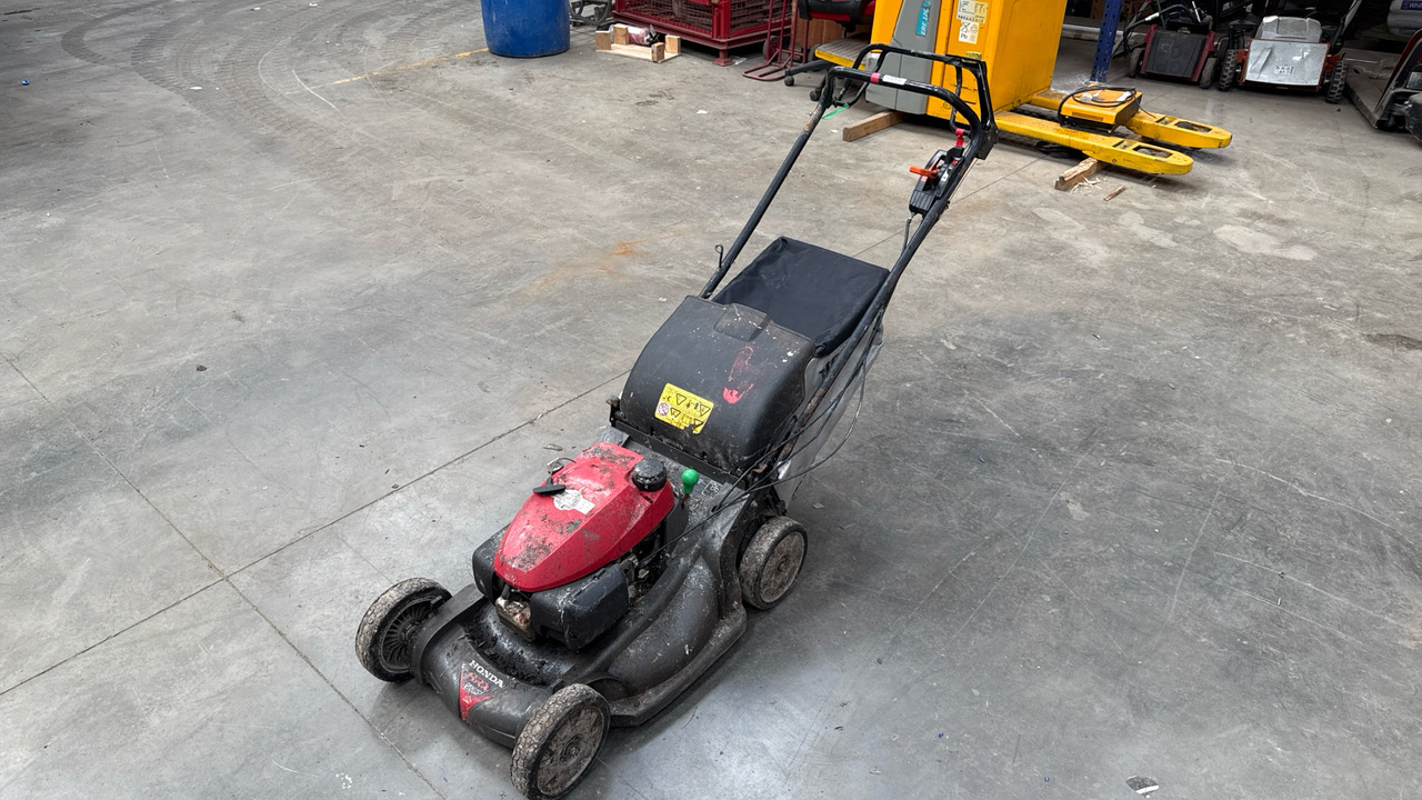 HONDA HRX537 C5HYEA - Construction equipment: picture 2 HONDA HRX537 C5HYEA - Construction equipment: picture 2