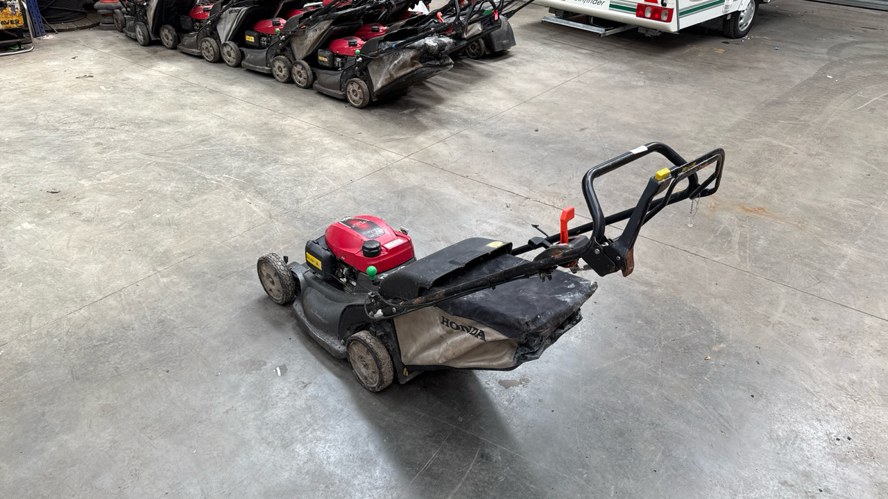 HONDA HRX537 C6HYEA - Construction equipment: picture 4 HONDA HRX537 C6HYEA - Construction equipment: picture 4