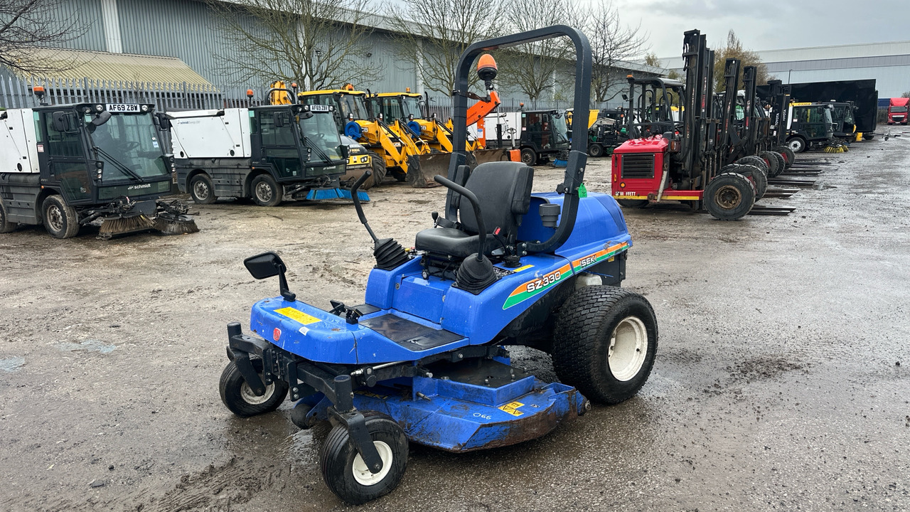 ISEKI SZ330 - Garden mower: picture 2 ISEKI SZ330 - Garden mower: picture 2