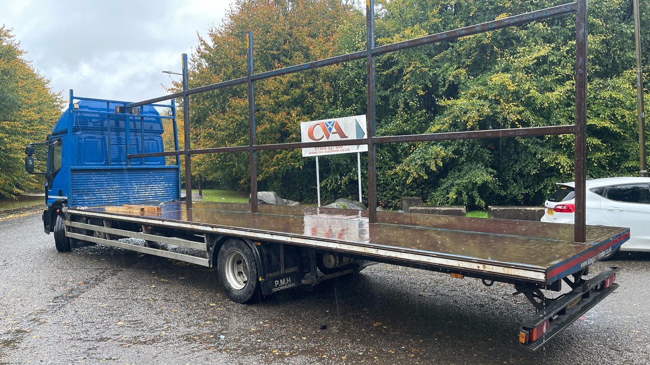 IVECO EUROCARGO 160-280 - Dropside/ Flatbed truck: picture 3 IVECO EUROCARGO 160-280 - Dropside/ Flatbed truck: picture 3