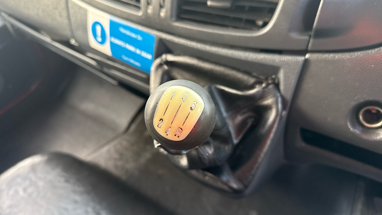 Box truck IVECO EUROCARGO 75e16: picture 10 Box truck IVECO EUROCARGO 75e16: picture 10