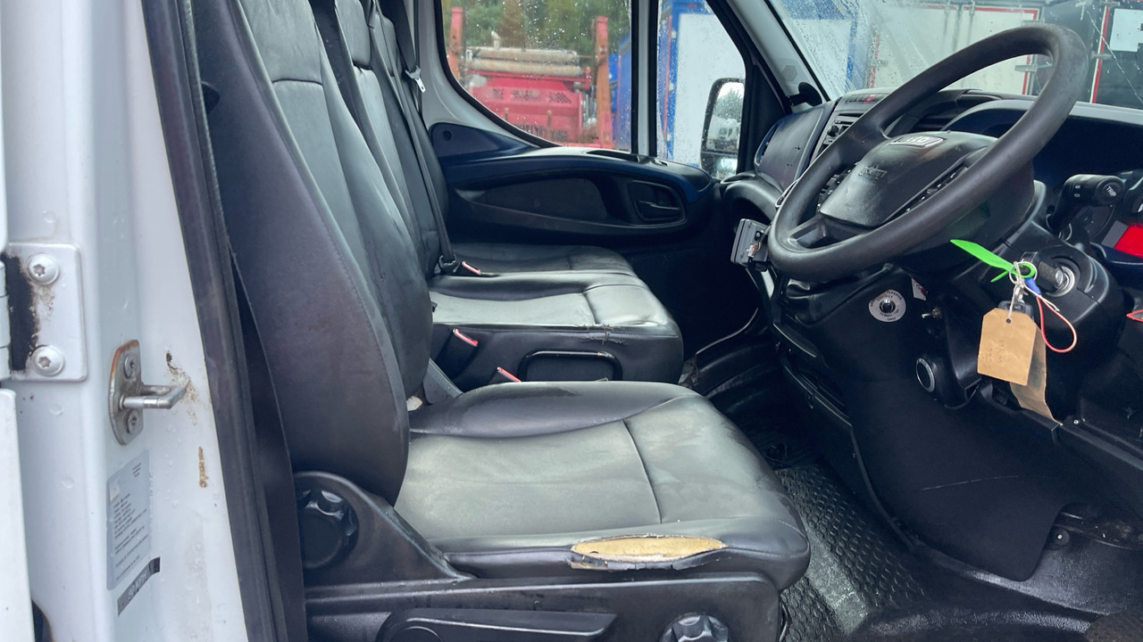Iveco DAILY 50-180 - Open body delivery van: picture 5 Iveco DAILY 50-180 - Open body delivery van: picture 5