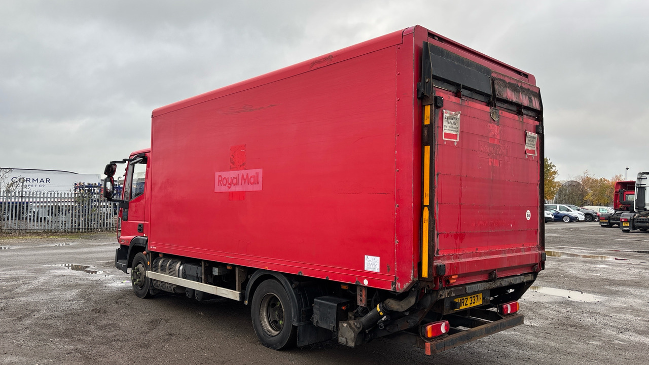 Iveco Eurocargo 75E16 - Box truck: picture 3 Iveco Eurocargo 75E16 - Box truck: picture 3