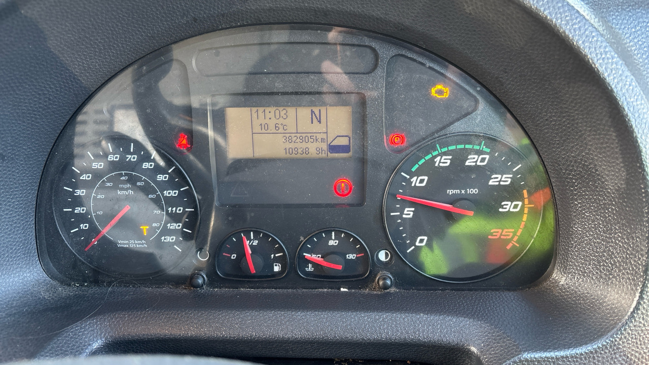 Box truck Iveco Eurocargo 75E16: picture 6