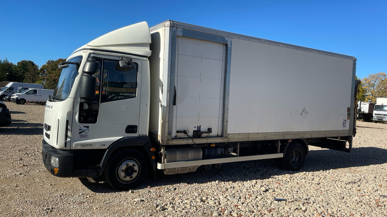 Iveco Eurocargo 75E16 - Box truck: picture 2 Iveco Eurocargo 75E16 - Box truck: picture 2