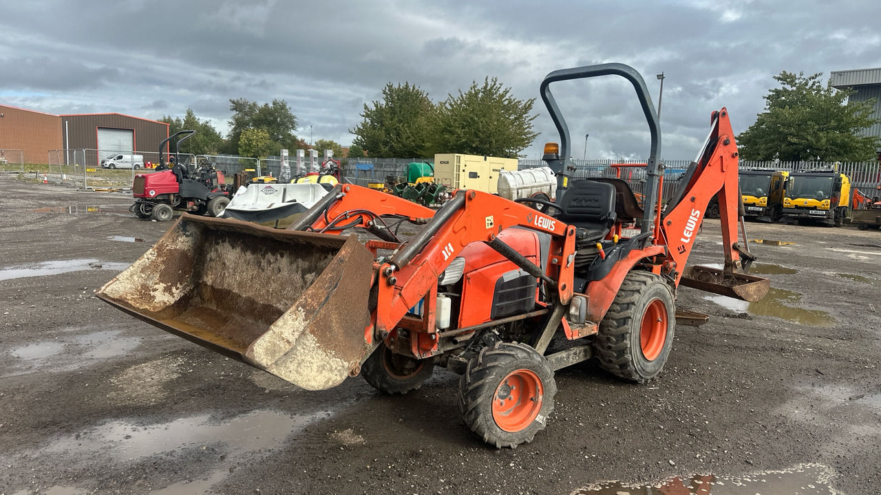 KUBOTA 2530 - Mini tractor: picture 2 KUBOTA 2530 - Mini tractor: picture 2