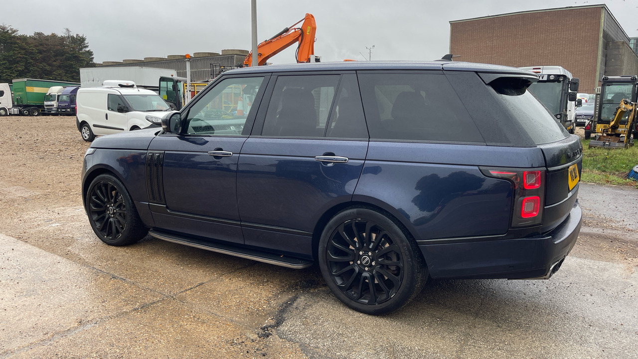 LAND ROVER RANGE ROVER 4.4 VOGUE SVR - Station wagon: picture 3 LAND ROVER RANGE ROVER 4.4 VOGUE SVR - Station wagon: picture 3