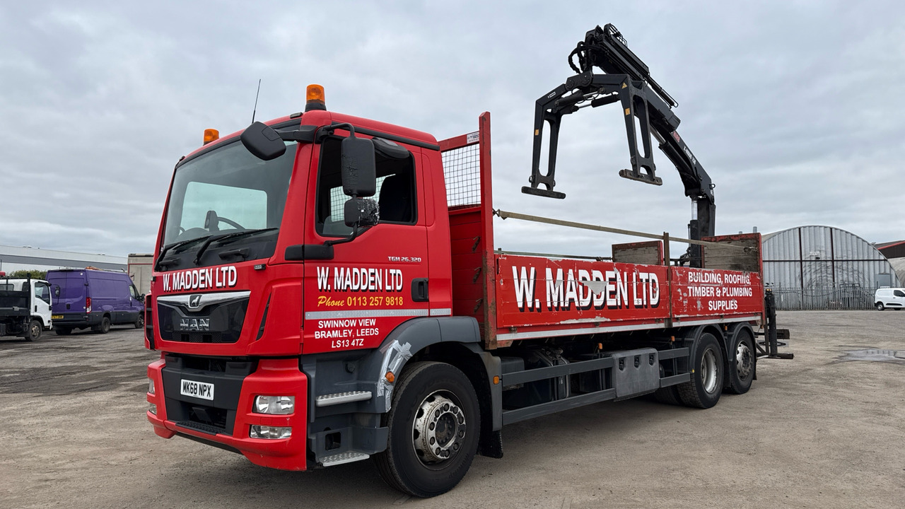 MAN TG-M 26.320 - Dropside/ Flatbed truck, Crane truck: picture 2 MAN TG-M 26.320 - Dropside/ Flatbed truck, Crane truck: picture 2
