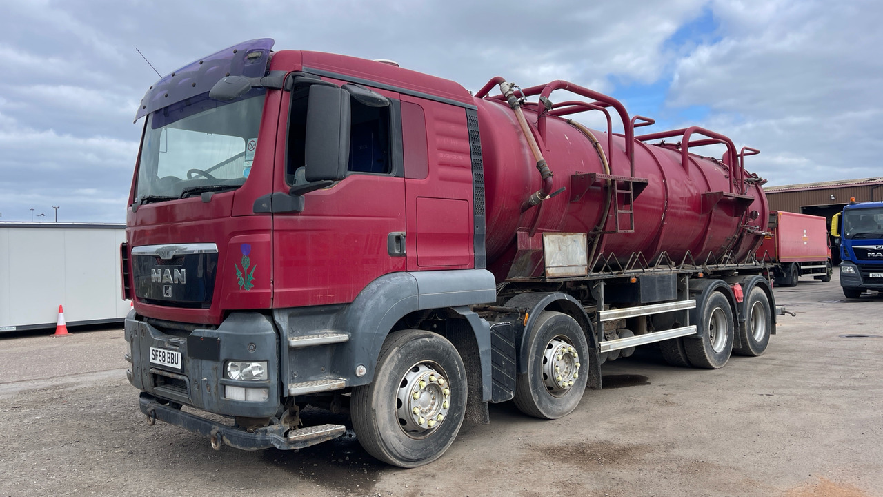 MAN TGS 32.400 - Vacuum truck: picture 2 MAN TGS 32.400 - Vacuum truck: picture 2