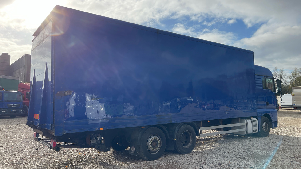 MAN TGX 26.440 - Box truck: picture 4 MAN TGX 26.440 - Box truck: picture 4