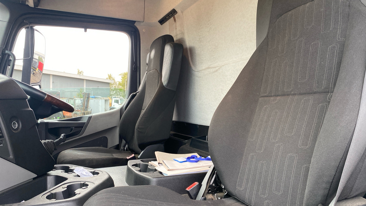 Curtainsider truck MERCEDES-BENZ ANTOS  1824: picture 16 Curtainsider truck MERCEDES-BENZ ANTOS  1824: picture 16