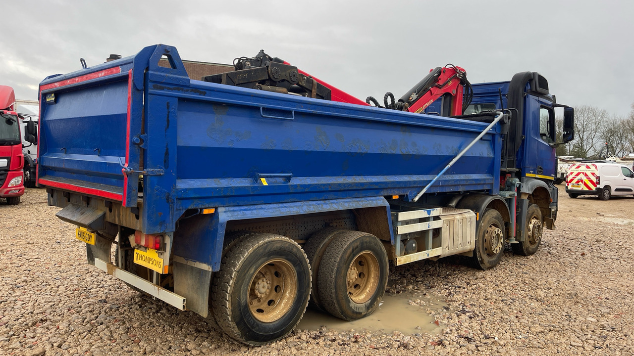 MERCEDES-BENZ AROCS 3240 - Tipper, Crane truck: picture 4 MERCEDES-BENZ AROCS 3240 - Tipper, Crane truck: picture 4