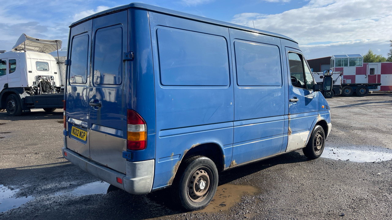 MERCEDES-BENZ SPRINTER 208 CDI - Small van: picture 4 MERCEDES-BENZ SPRINTER 208 CDI - Small van: picture 4