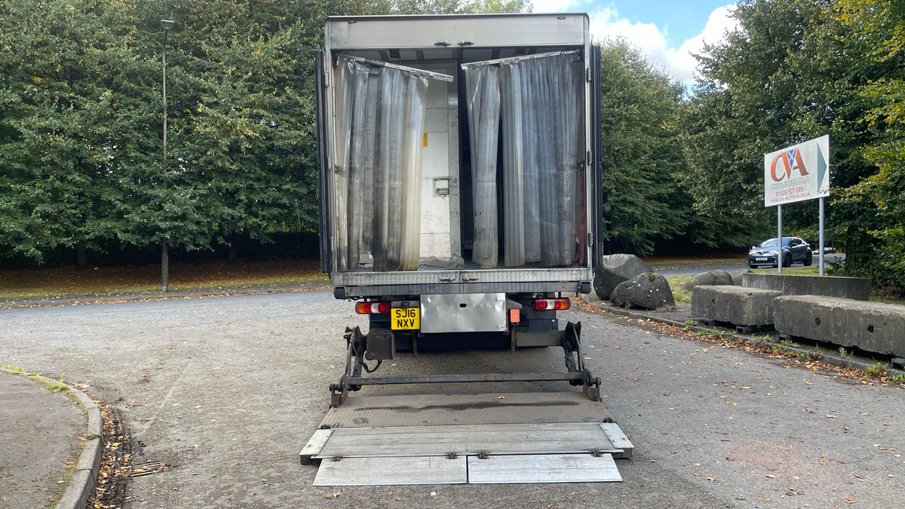 Refrigerator truck Mercedes-Benz Antos 1827: picture 10