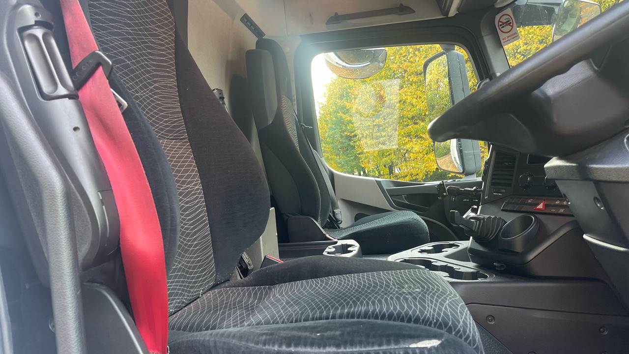 Mercedes-Benz Antos 1827 - Refrigerator truck: picture 5 Mercedes-Benz Antos 1827 - Refrigerator truck: picture 5