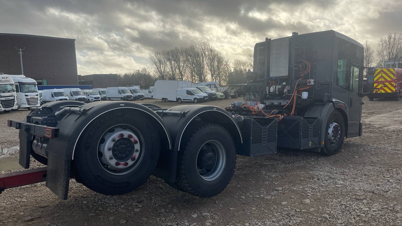 Mercedes-Benz Econic - Cab chassis truck: picture 5 Mercedes-Benz Econic - Cab chassis truck: picture 5