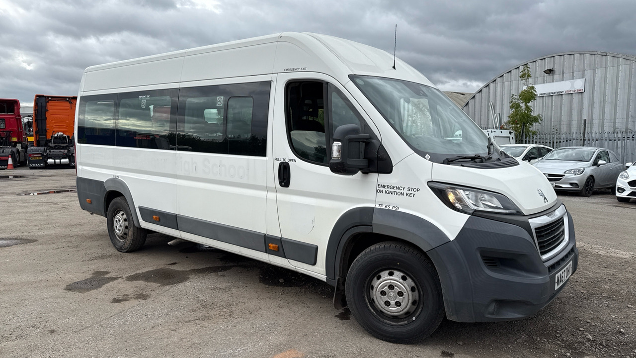 PEUGEOT BOXER 2.0 BLUEHDI 130PS - Minibus, Passenger van: picture 1 PEUGEOT BOXER 2.0 BLUEHDI 130PS - Minibus, Passenger van: picture 1
