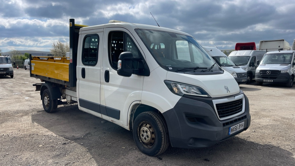 PEUGEOT BOXER 335 2.0 BLUEHDI 130PS - Tipper van: picture 1 PEUGEOT BOXER 335 2.0 BLUEHDI 130PS - Tipper van: picture 1