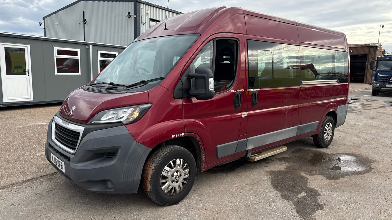 PEUGEOT BOXER 335 2.2 HDi H2 130ps - Minibus, Passenger van: picture 2 PEUGEOT BOXER 335 2.2 HDi H2 130ps - Minibus, Passenger van: picture 2