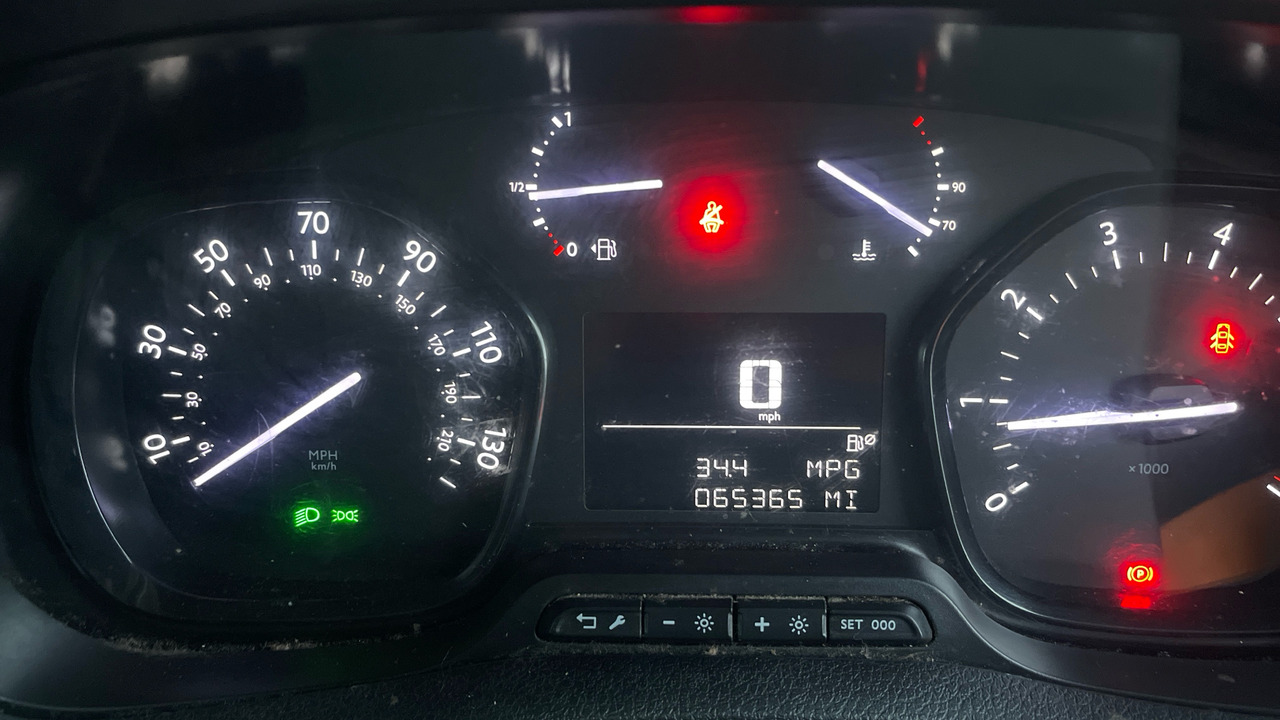 Panel van PEUGEOT EXPERT PROFESSIONAL 1.5 BLUEHDI: picture 6 Panel van PEUGEOT EXPERT PROFESSIONAL 1.5 BLUEHDI: picture 6