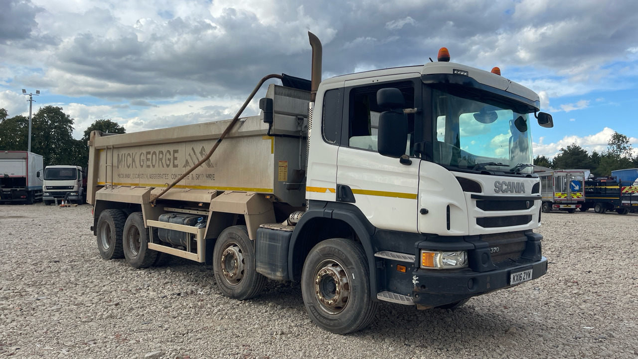SCANIA P 370 - Tipper: picture 1 SCANIA P 370 - Tipper: picture 1