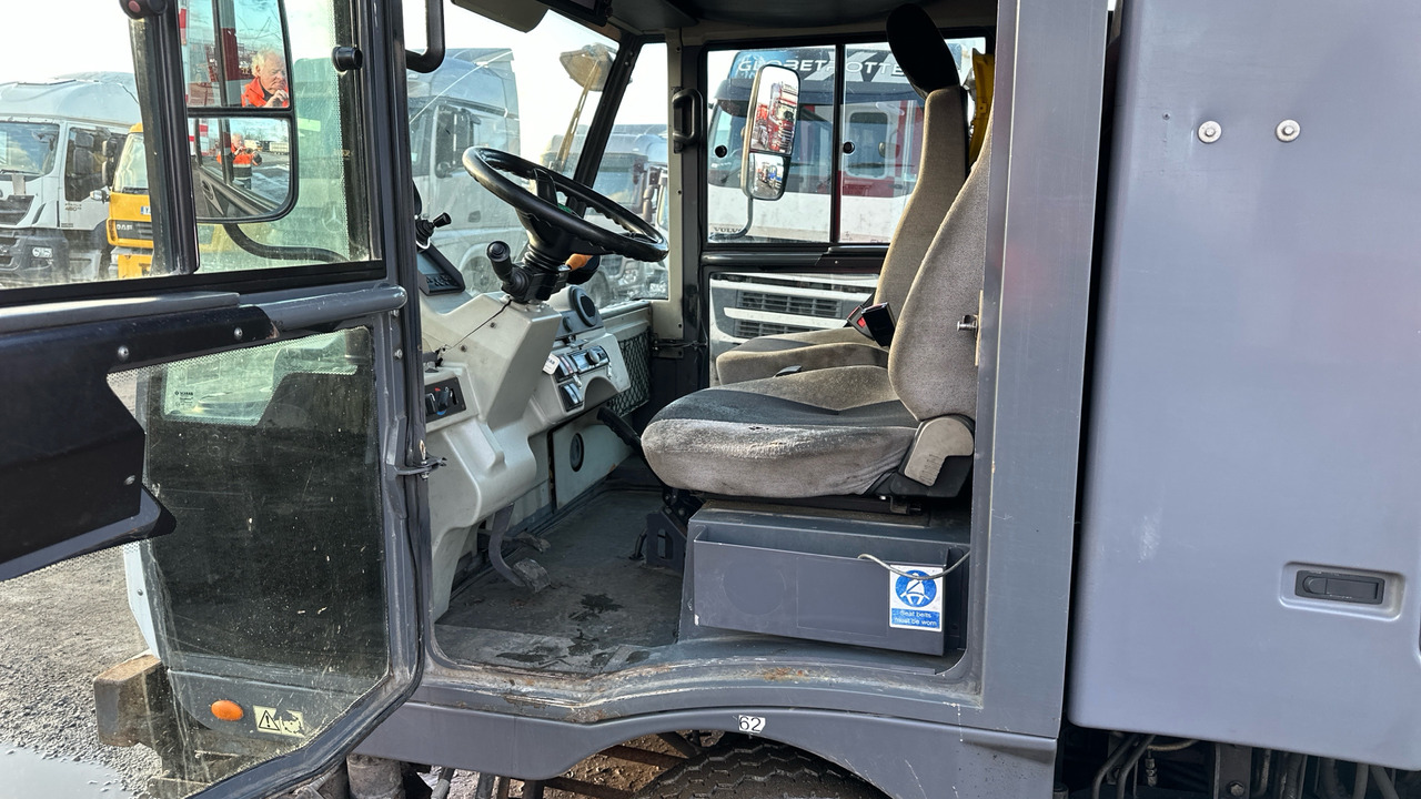 SCARAB M25H - Road sweeper: picture 5 SCARAB M25H - Road sweeper: picture 5