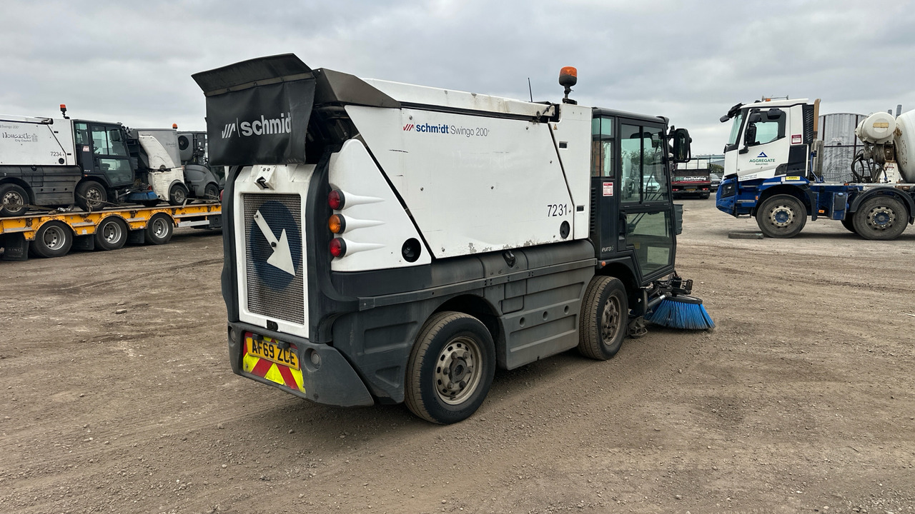 SCHMIDT SWINGO 200 - Road sweeper: picture 4 SCHMIDT SWINGO 200 - Road sweeper: picture 4