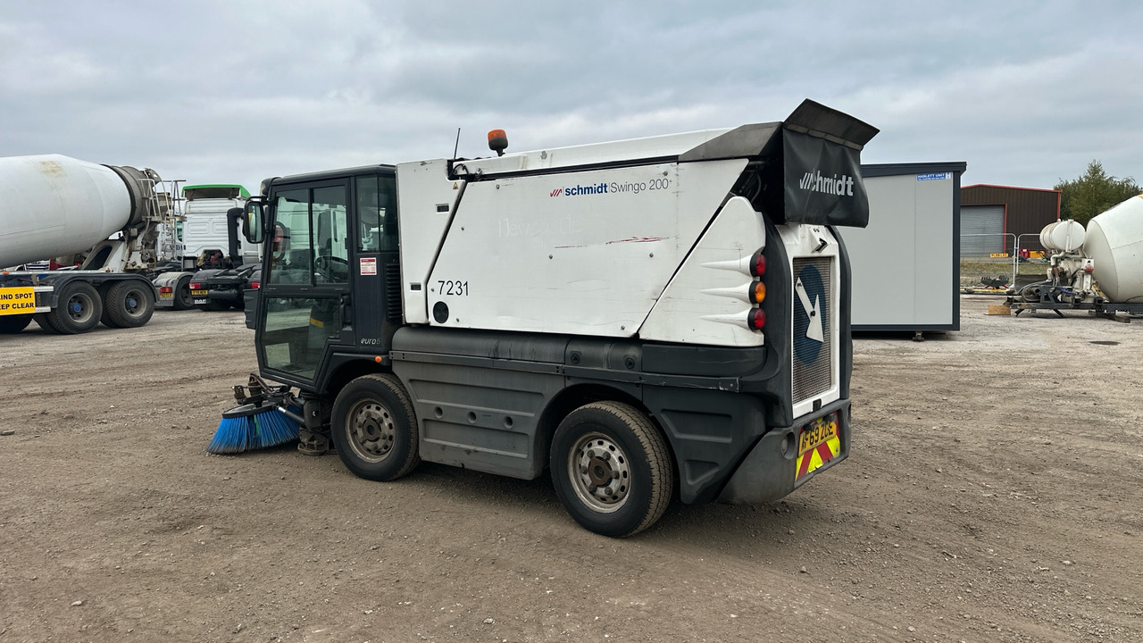 SCHMIDT SWINGO 200 - Road sweeper: picture 3 SCHMIDT SWINGO 200 - Road sweeper: picture 3