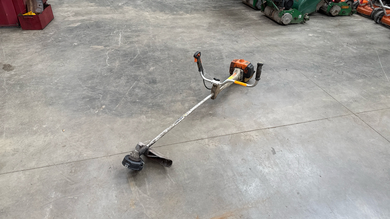 STIHL FS45C STRIMMER - Construction equipment: picture 2 STIHL FS45C STRIMMER - Construction equipment: picture 2