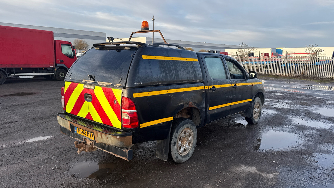 TOYOTA HILUX 2.5 D-4D 144PS - Pickup truck, Combi van: picture 4 TOYOTA HILUX 2.5 D-4D 144PS - Pickup truck, Combi van: picture 4