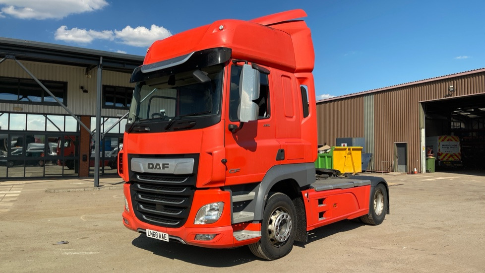 DAF CF 430 EURO 6 - Tractor unit: picture 2 DAF CF 430 EURO 6 - Tractor unit: picture 2