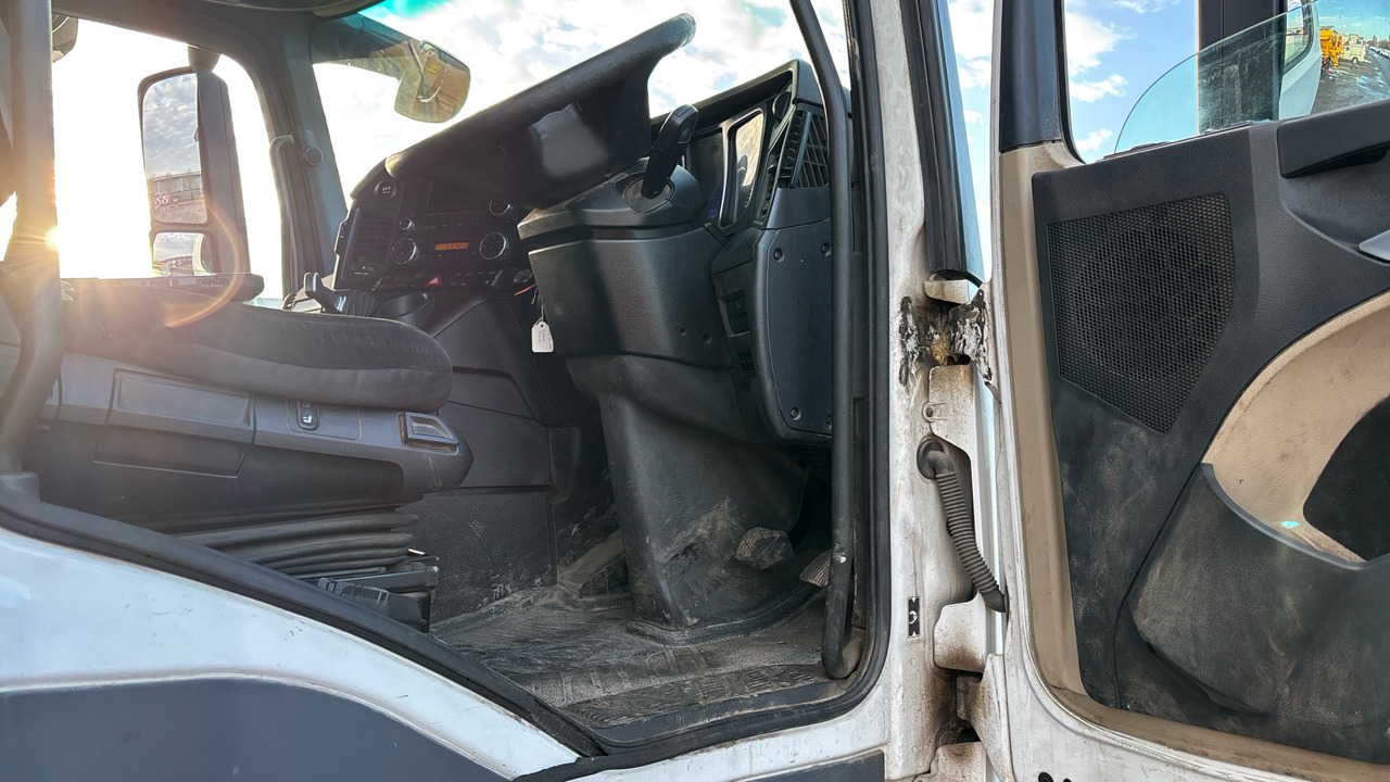 MERCEDES-BENZ ACTROS 2545 - Tractor unit: picture 5 MERCEDES-BENZ ACTROS 2545 - Tractor unit: picture 5