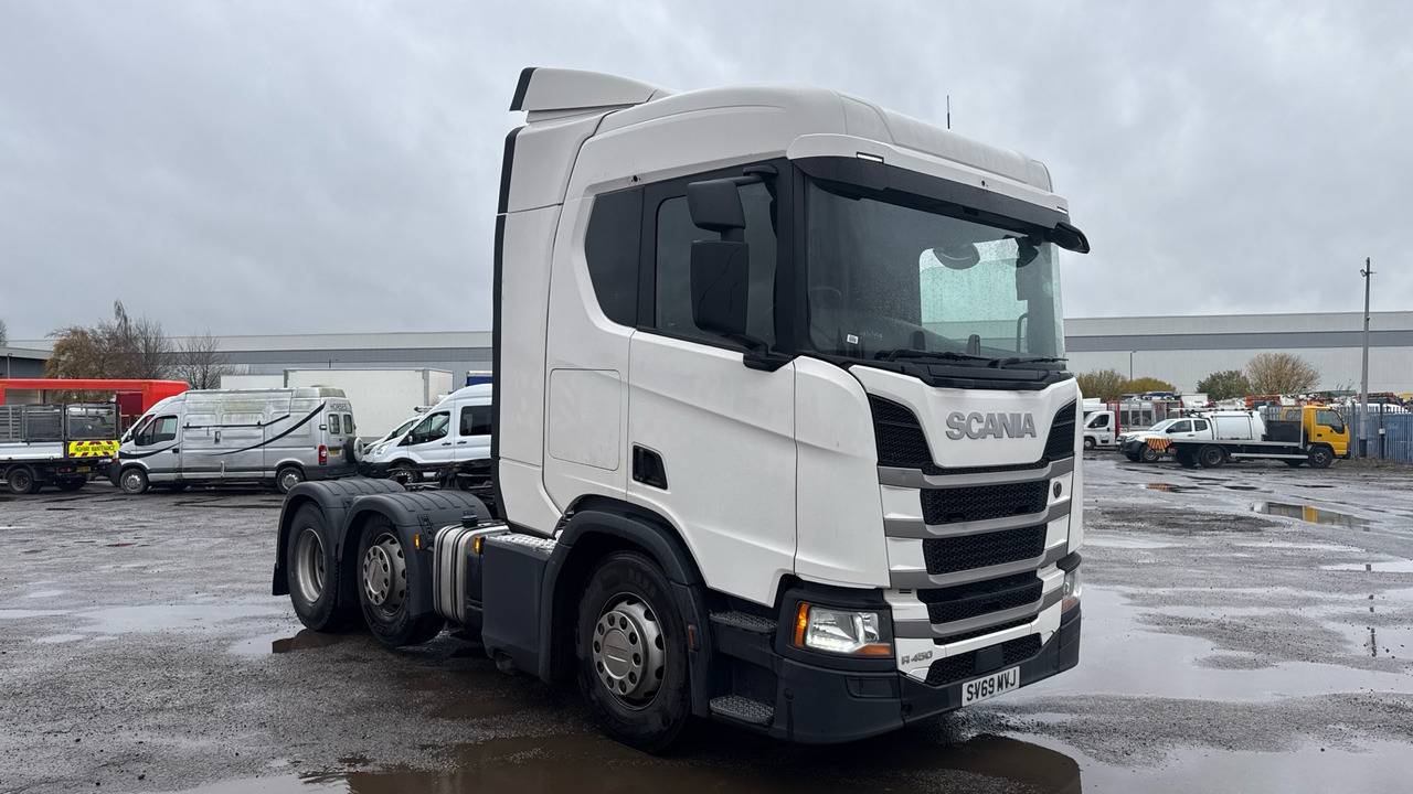 SCANIA R 450 - Tractor unit: picture 1 SCANIA R 450 - Tractor unit: picture 1
