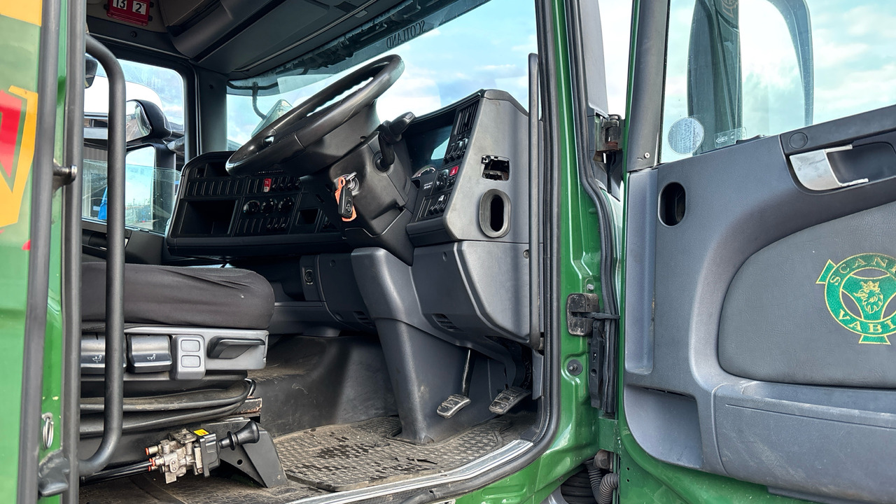 SCANIA R 520 - Tractor unit: picture 5 SCANIA R 520 - Tractor unit: picture 5