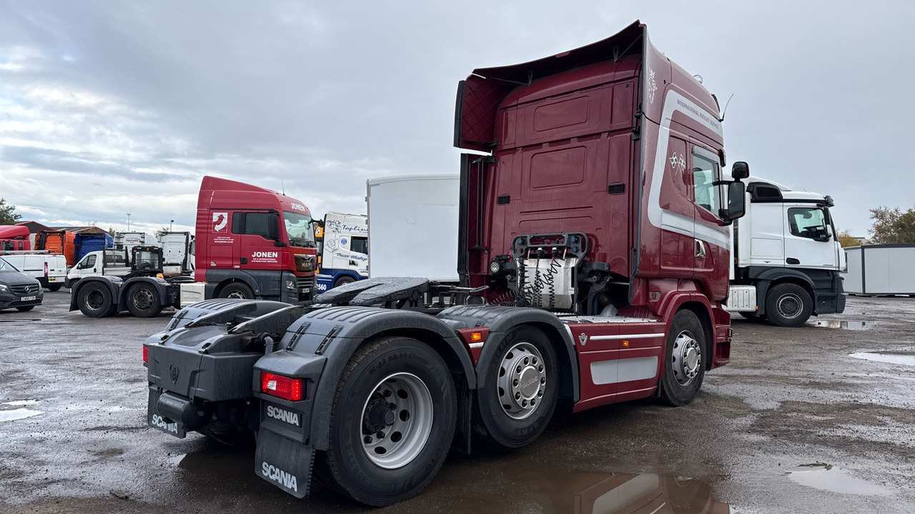 SCANIA R 520 V8 - Tractor unit: picture 4 SCANIA R 520 V8 - Tractor unit: picture 4