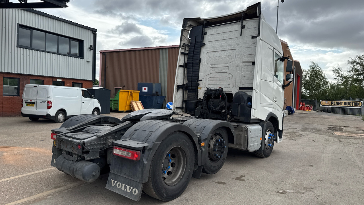 VOLVO FH 460 TURBO COMPOUND - Tractor unit: picture 4 VOLVO FH 460 TURBO COMPOUND - Tractor unit: picture 4